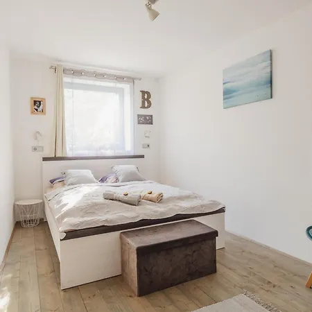 Kekbazalt Vendeghaz Guest house *