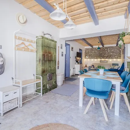 Kekbazalt Vendeghaz Pensjonat