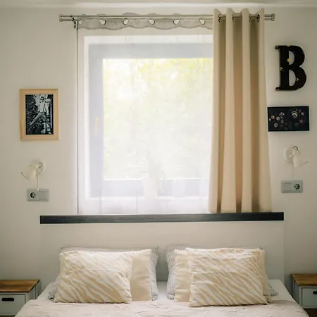 Kekbazalt Vendeghaz بيت ضيافة