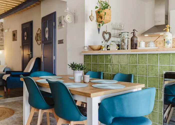 Kekbazalt Vendeghaz *