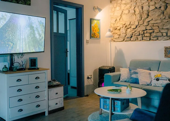 Kekbazalt Vendeghaz Badacsonytomaj